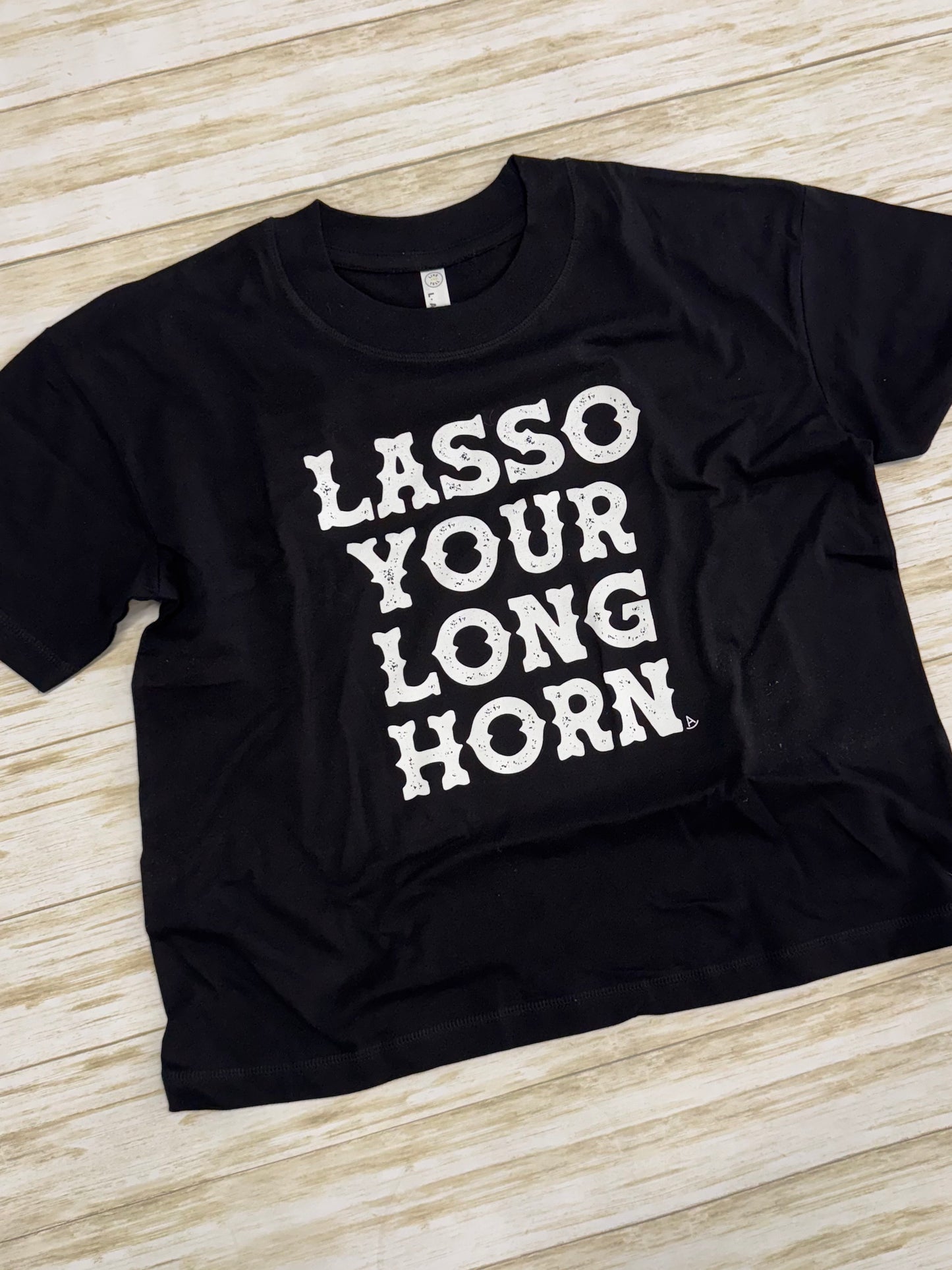 Lasso Your Long Horn semi-crop graphic tee